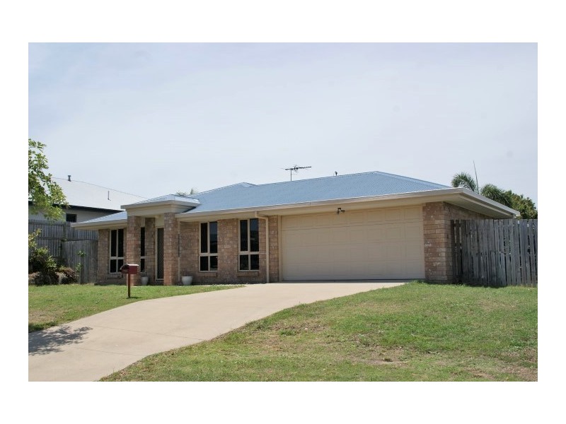 26 Hangan Street, Bucasia QLD 4750