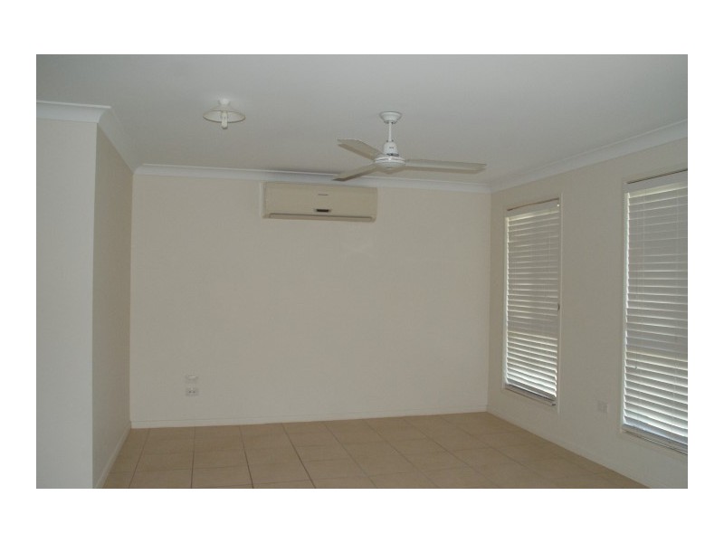 26 Hangan Street, Bucasia QLD 4750