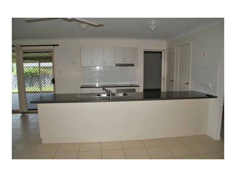 26 Hangan Street, Bucasia QLD 4750