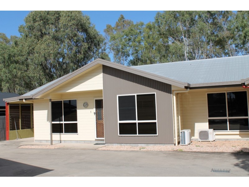 1/8 Cassia Court, Nebo QLD 4742