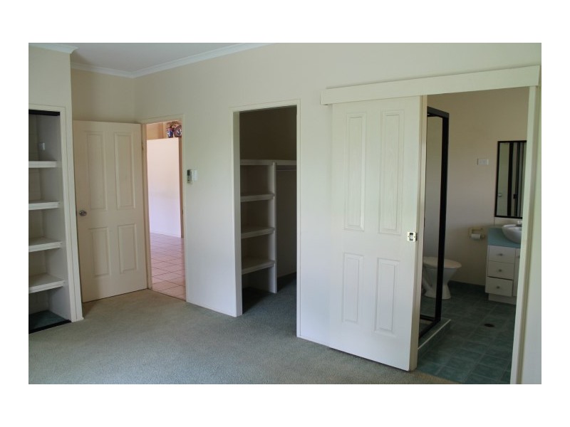 41 Reynolds Street, Nebo QLD 4742