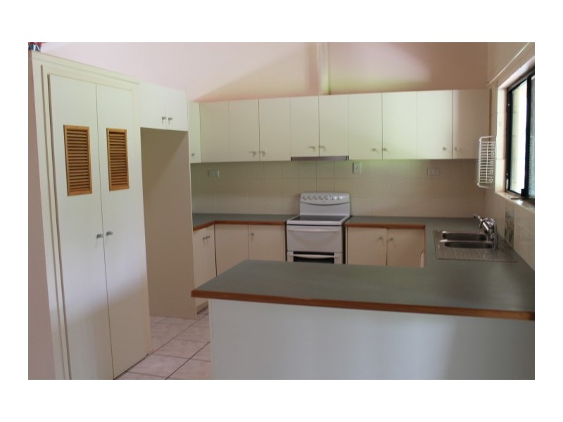 41 Reynolds Street, Nebo QLD 4742
