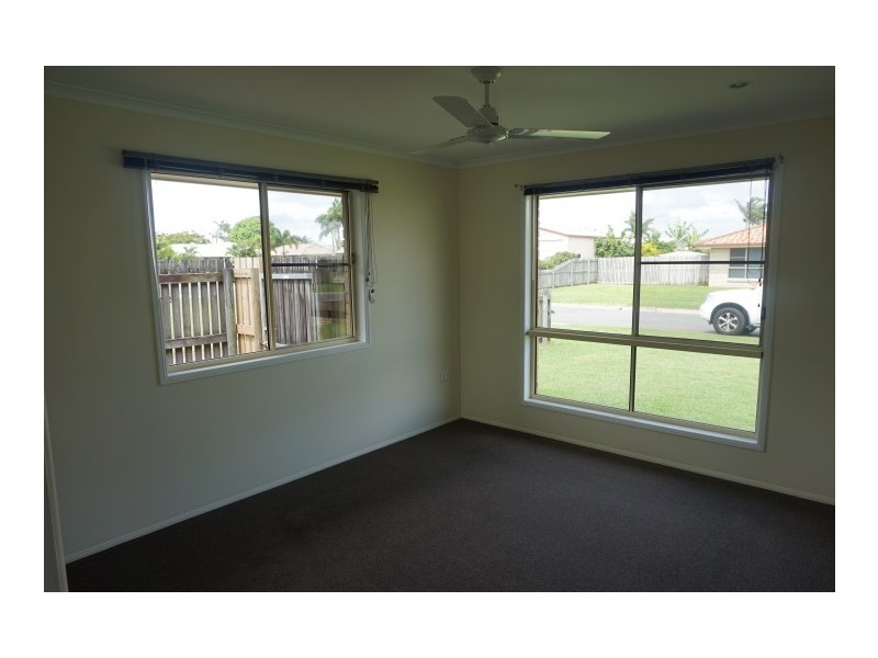 9 Lorne Court, Beaconsfield QLD 4740
