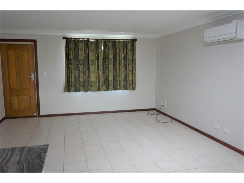 4/4 Symons Street, South Mackay QLD 4740