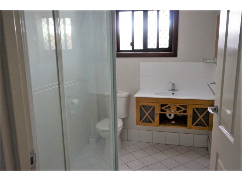 4/4 Symons Street, South Mackay QLD 4740