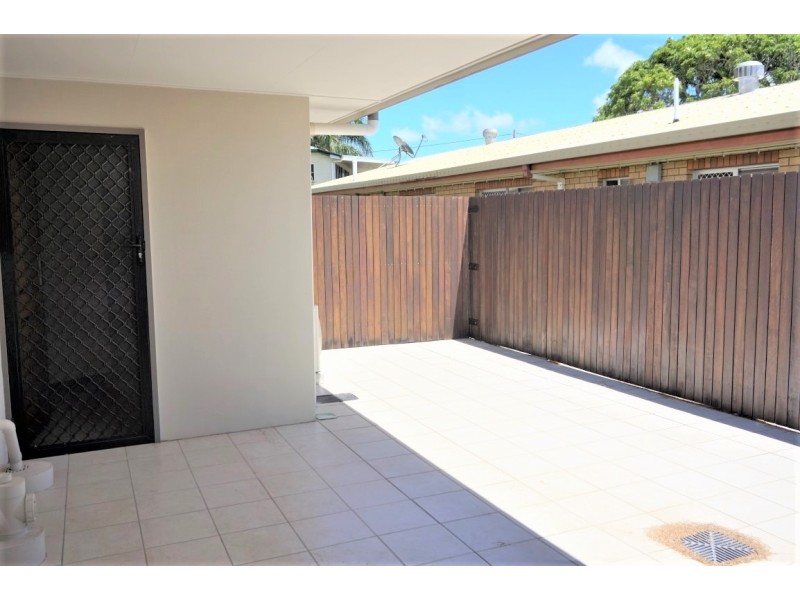 4/4 Symons Street, South Mackay QLD 4740