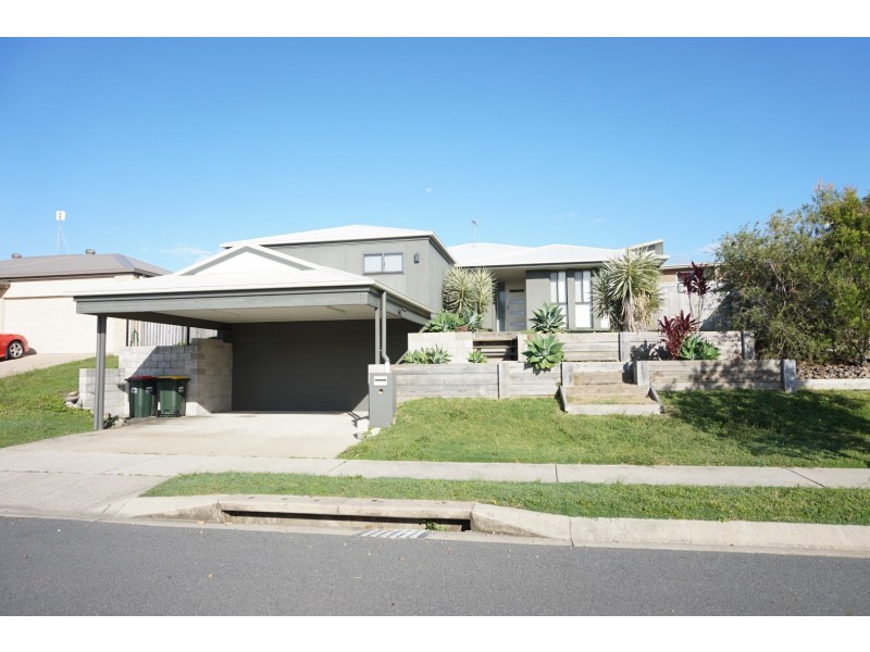 24 Dobinson Street, Bucasia QLD 4750
