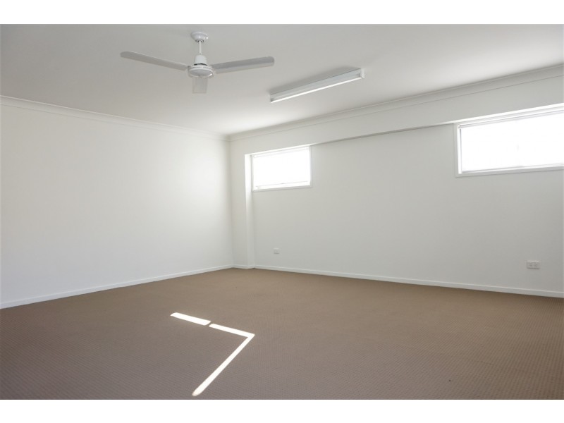 24 Dobinson Street, Bucasia QLD 4750