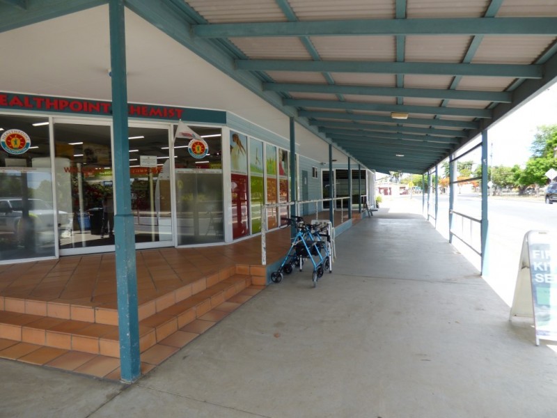 4 Creek Street, Walkerston QLD 4751