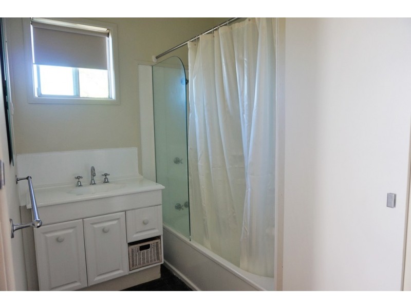 29 Eaglemount Road, Andergrove QLD 4740