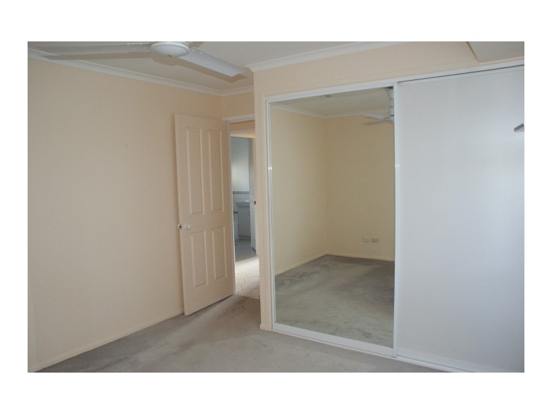 4/5 Peter Court, Andergrove QLD 4740