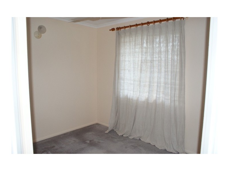 4/5 Peter Court, Andergrove QLD 4740