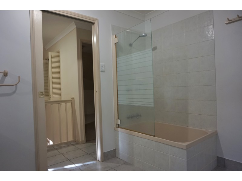 2 Shelley Court, Andergrove QLD 4740