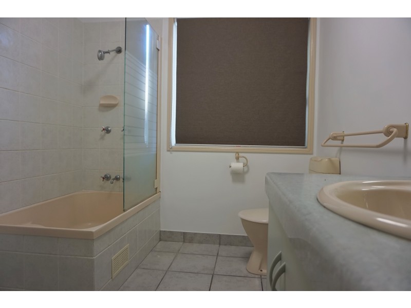 2 Shelley Court, Andergrove QLD 4740