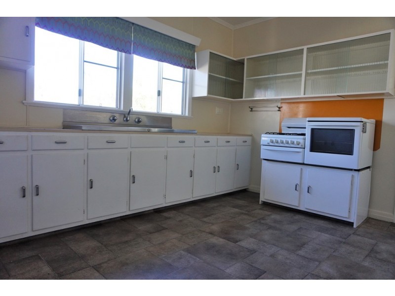 4 ***APPLICATIONS CLOSED*** Kenilworth Street, South Mackay QLD 4740