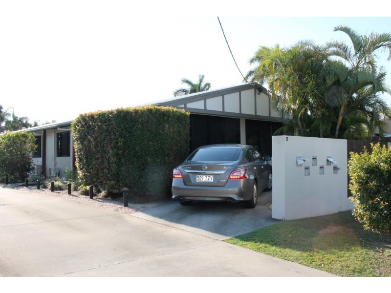 1/4 Symons Street, South Mackay QLD 4740