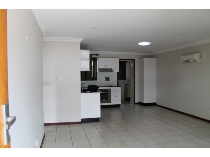 1/4 Symons Street, South Mackay QLD 4740