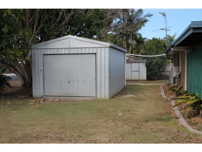 2 Bath Avenue, Ooralea QLD 4740