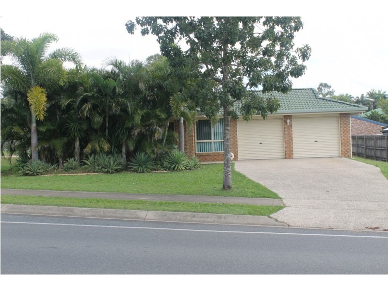 15 McHugh Street, Rural View QLD 4740