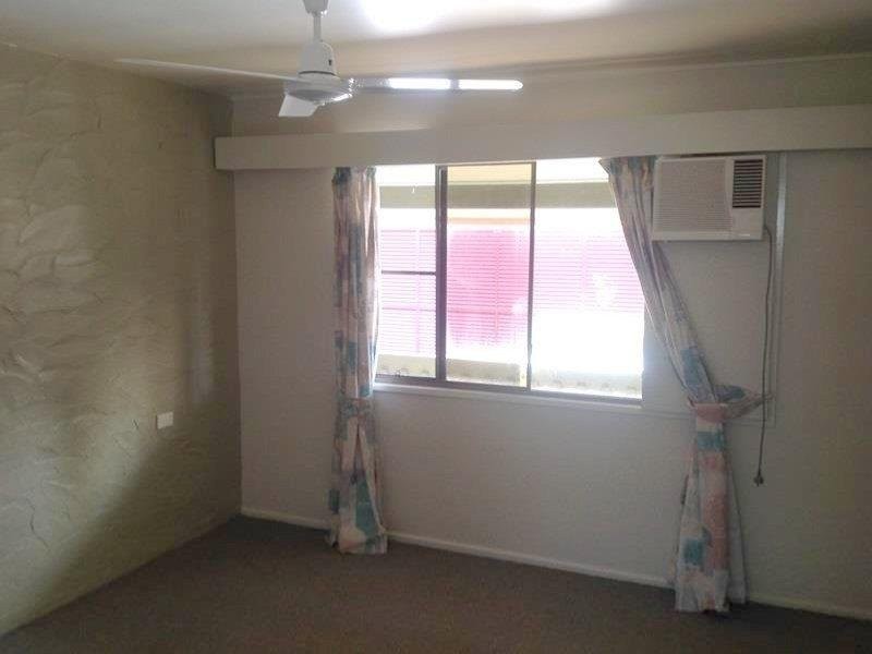 2/34 Keswick Avenue, Slade Point QLD 4740