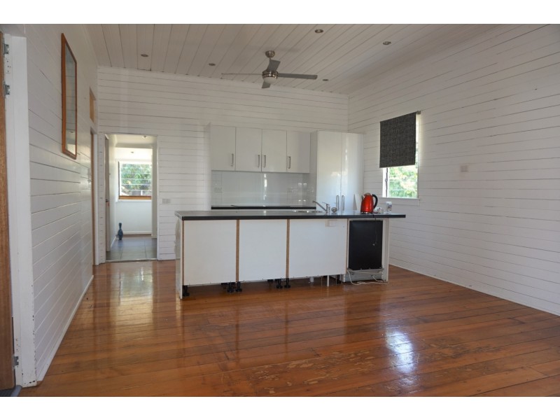 6 Baxter Street, Mackay QLD 4740