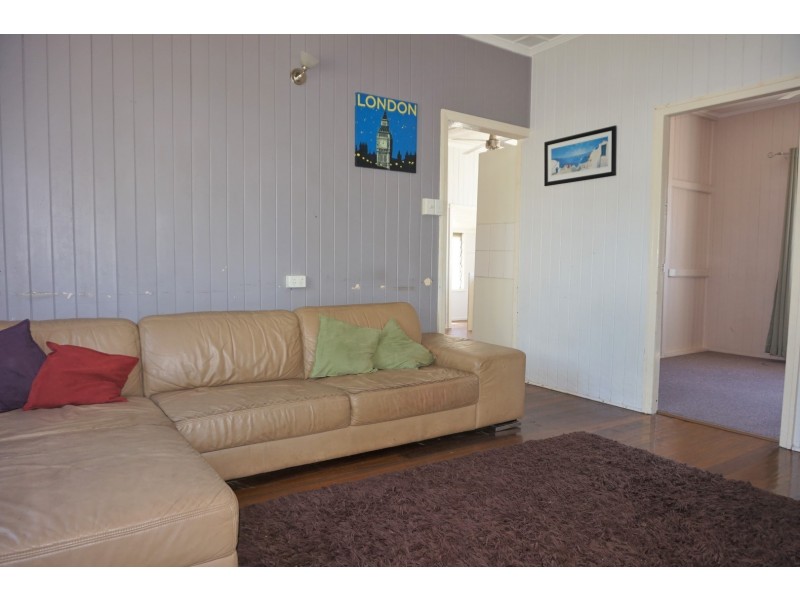 6 Pratt Street, South Mackay QLD 4740