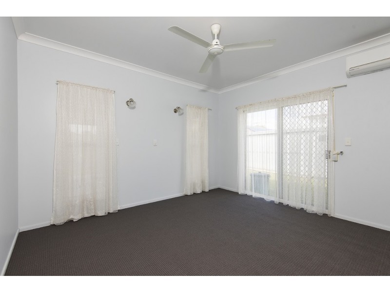 39 Barton Street, West Mackay QLD 4740