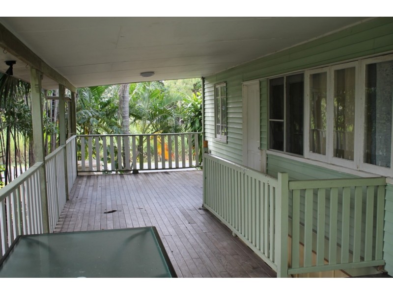 4-6 Williams Avenue, Bucasia QLD 4750