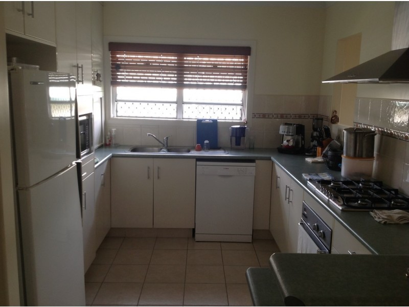 30 Smith Street, West Mackay QLD 4740