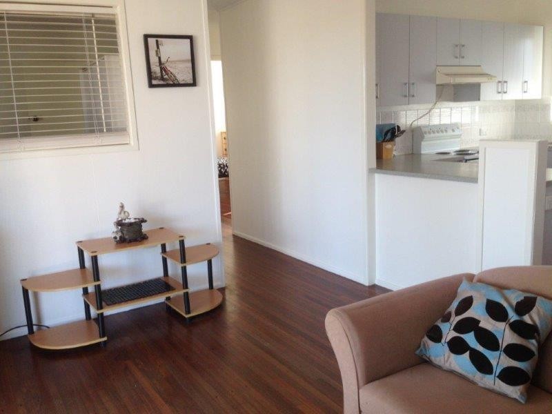 1/18 Owen Jenkins Drive, Sarina Beach QLD 4737