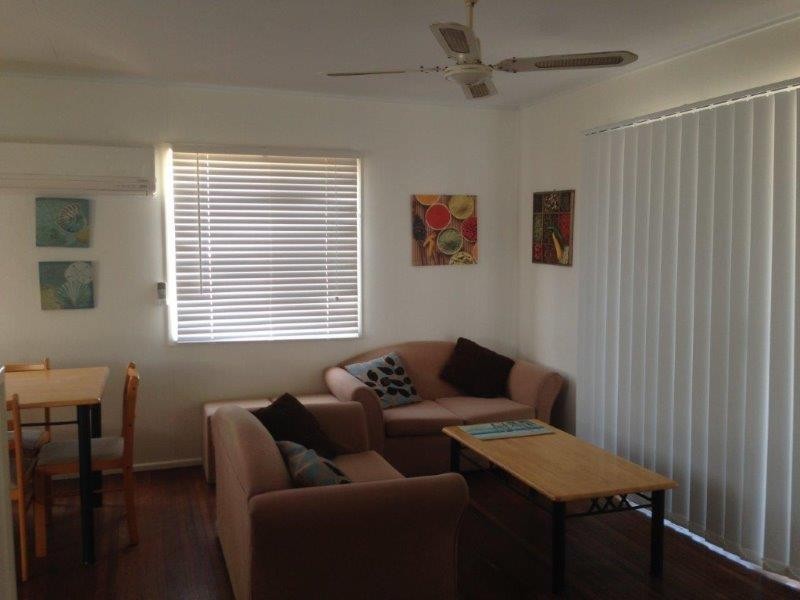 1/18 Owen Jenkins Drive, Sarina Beach QLD 4737