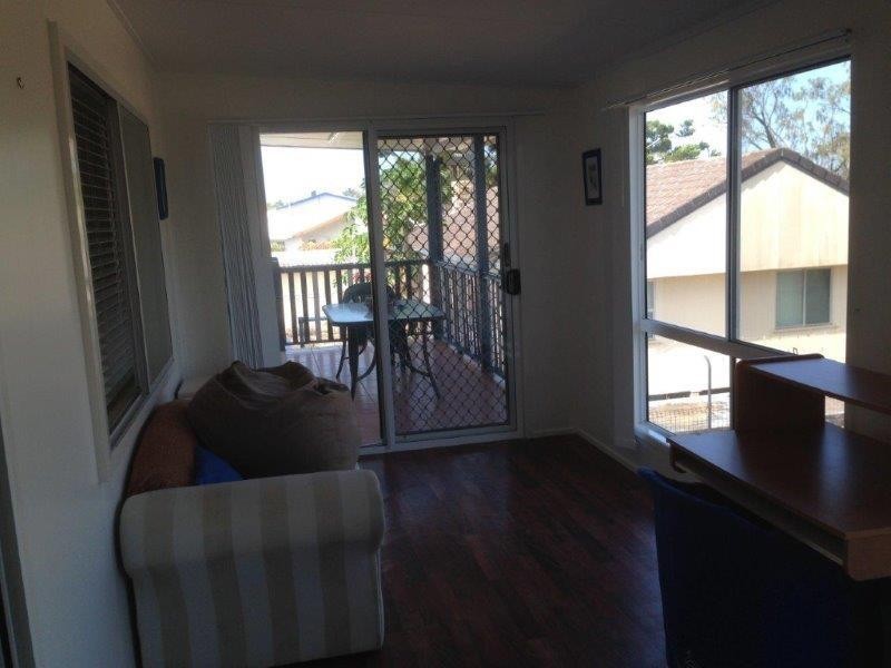 1/18 Owen Jenkins Drive, Sarina Beach QLD 4737