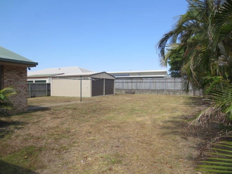 2 Riverleigh Drive, North Mackay QLD 4740