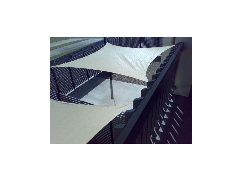 2/1 Cumberland Avenue, Slade Point QLD 4740