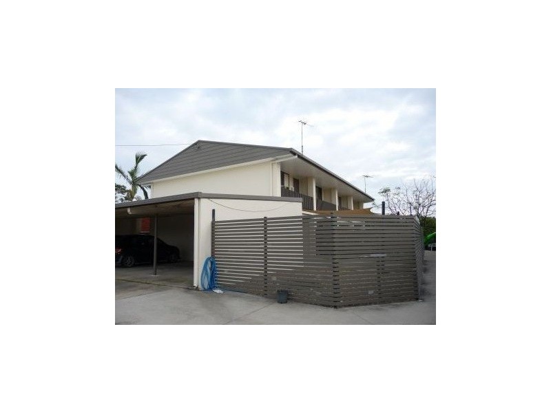 2/1 Cumberland Avenue, Slade Point QLD 4740