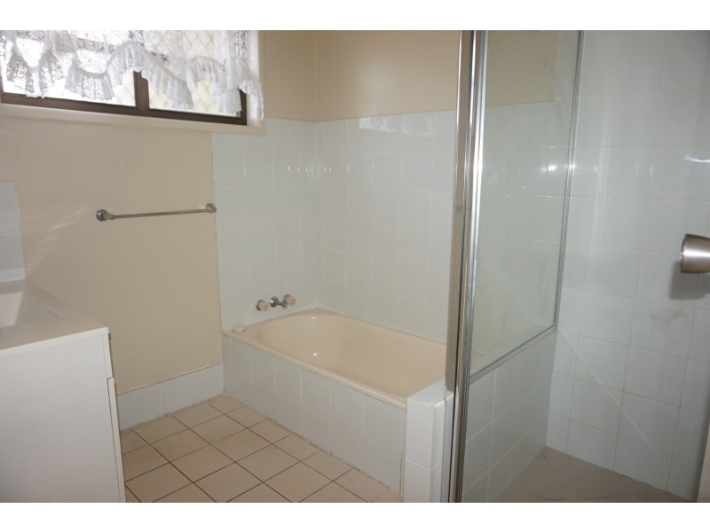 52 Phillip Street, Mount Pleasant QLD 4740