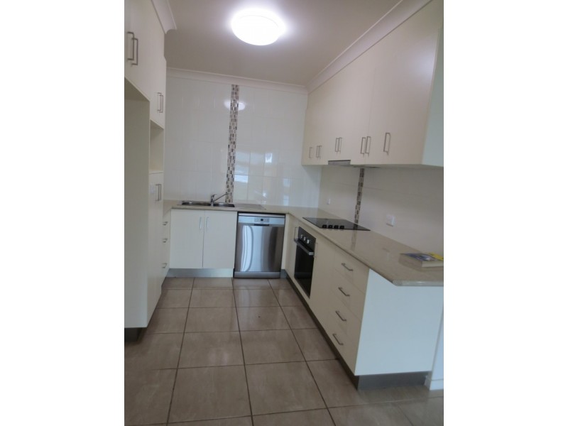 13 Pacific Drive, Hay Point QLD 4740