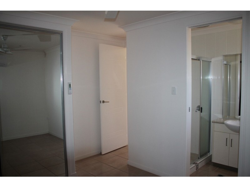 13 Pacific Drive, Hay Point QLD 4740