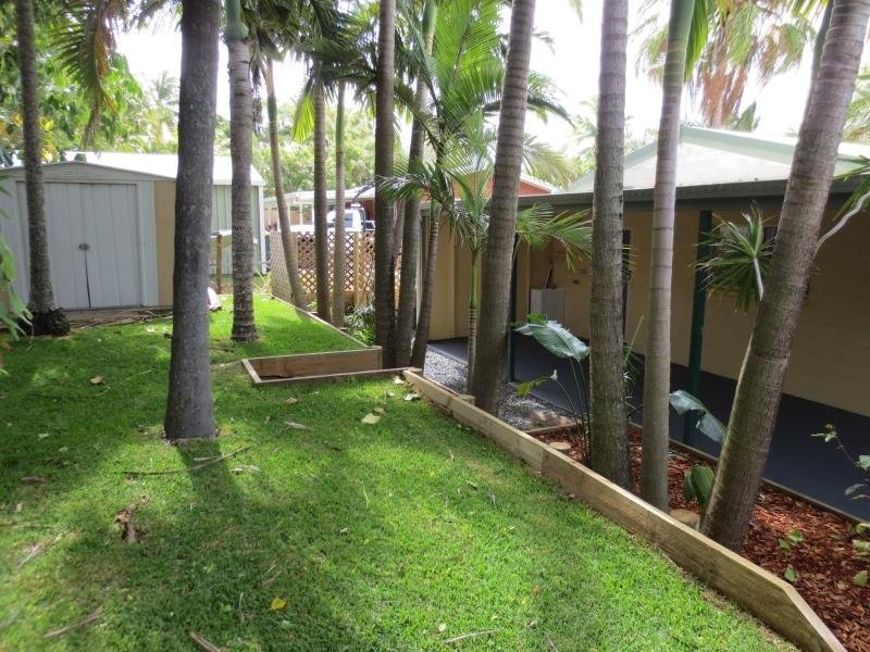 21 Gladstone Street, Eimeo QLD 4740