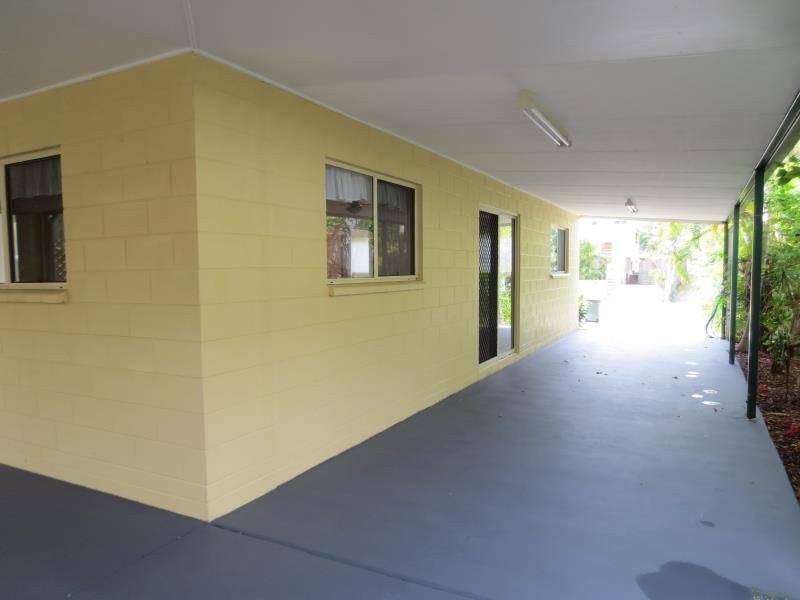 21 Gladstone Street, Eimeo QLD 4740