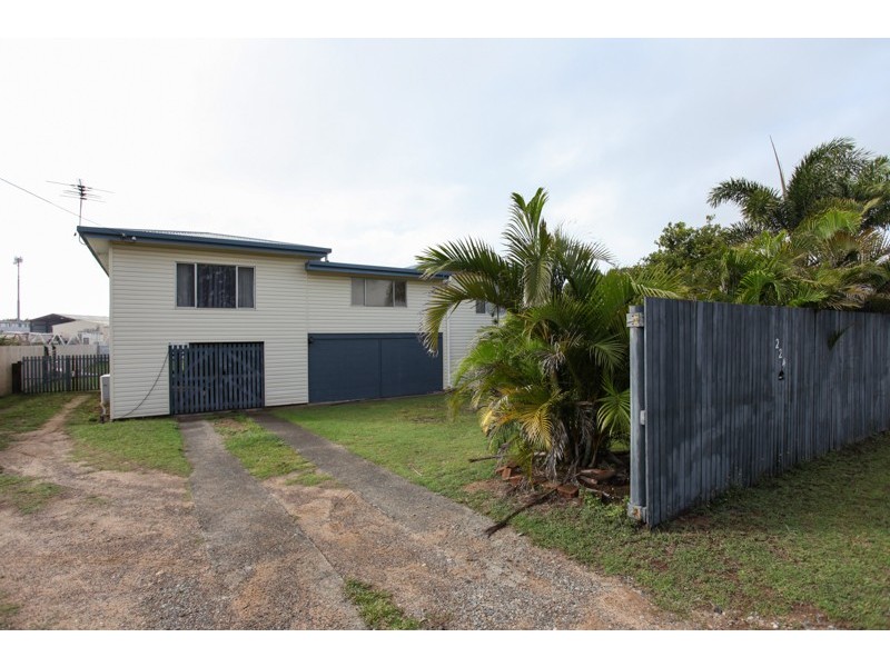 224 Slade Point Road, Slade Point QLD 4740