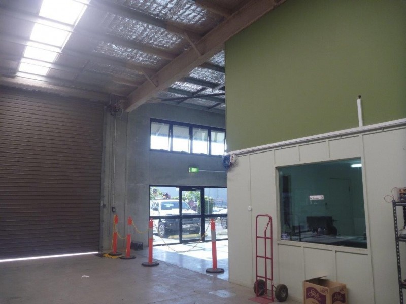 2/25-27 Transport Avenue, Paget QLD 4740