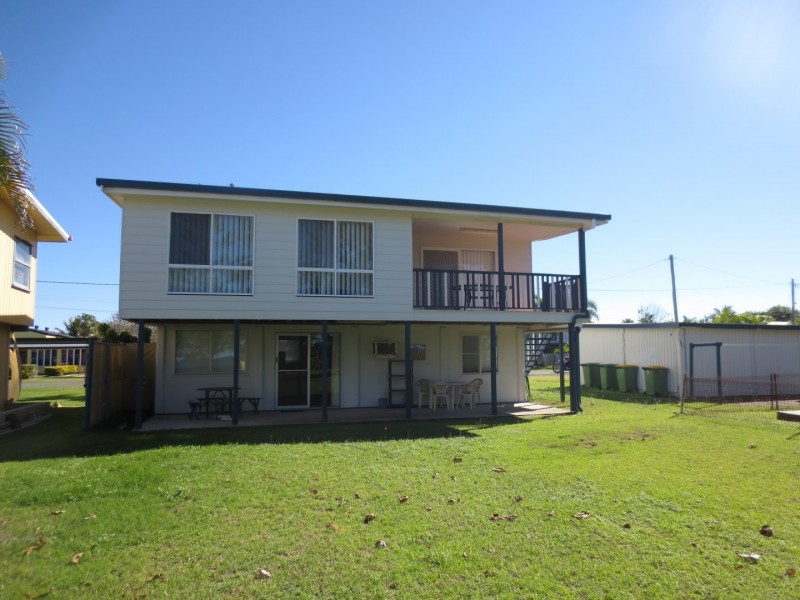 18 Owen Jenkins Drive, Sarina Beach QLD 4737