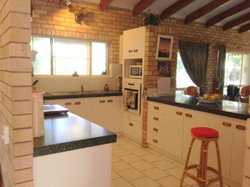 27 Cumberland Avenue, Slade Point QLD 4740