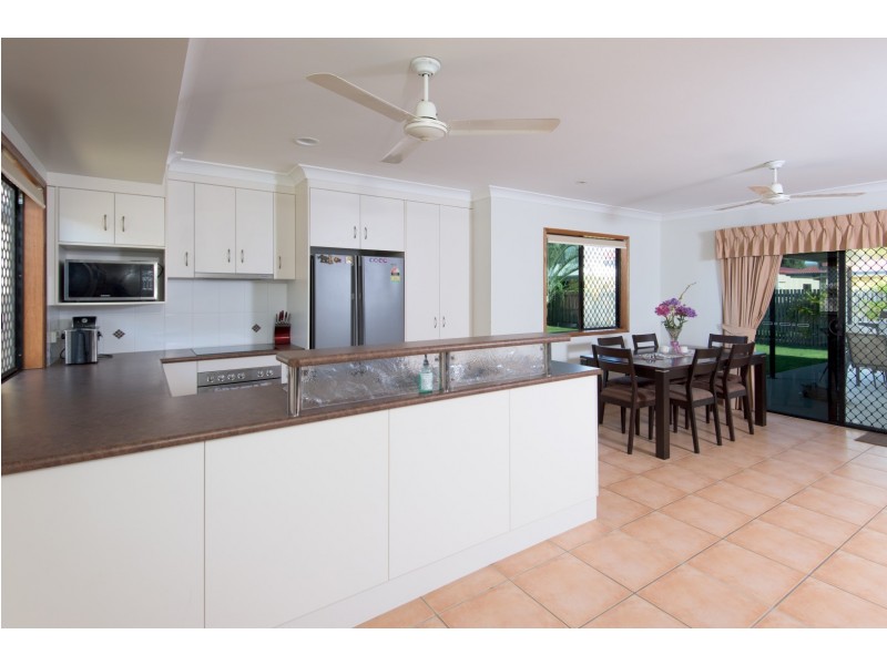 19 Victor Avenue, Glenella QLD 4740