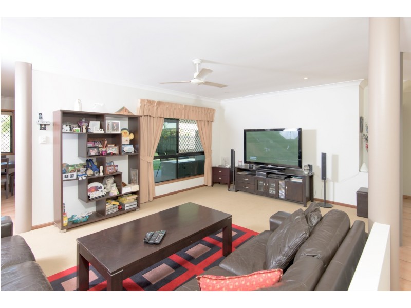 19 Victor Avenue, Glenella QLD 4740