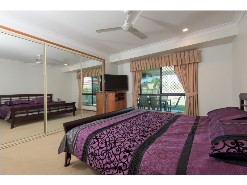 19 Victor Avenue, Glenella QLD 4740