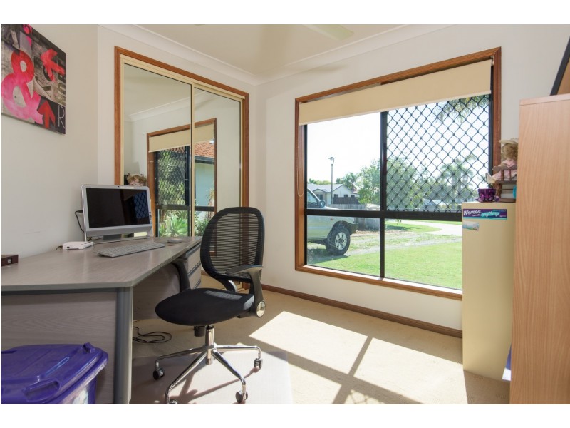 19 Victor Avenue, Glenella QLD 4740