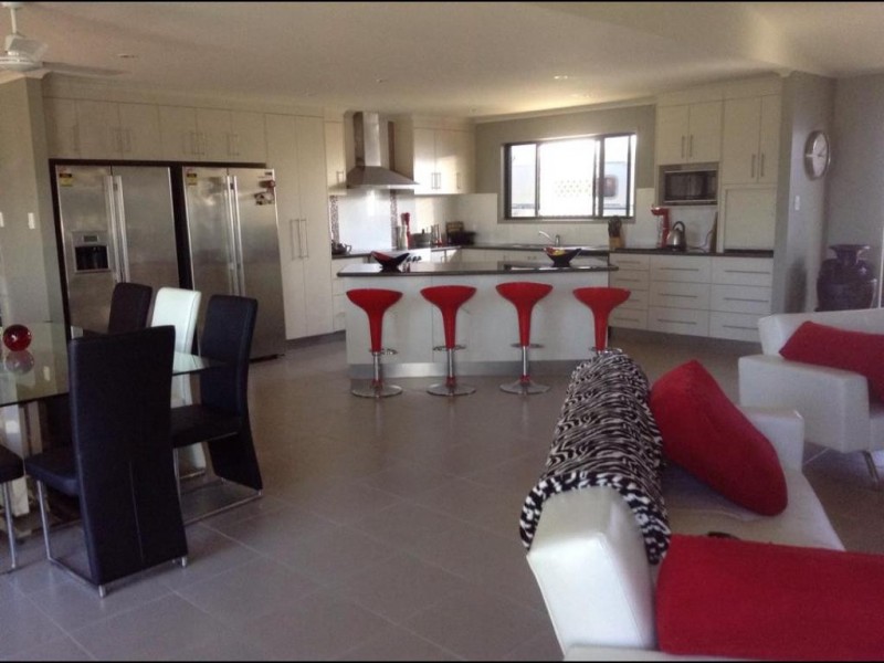 30 Aviland Drive, Seaforth QLD 4741