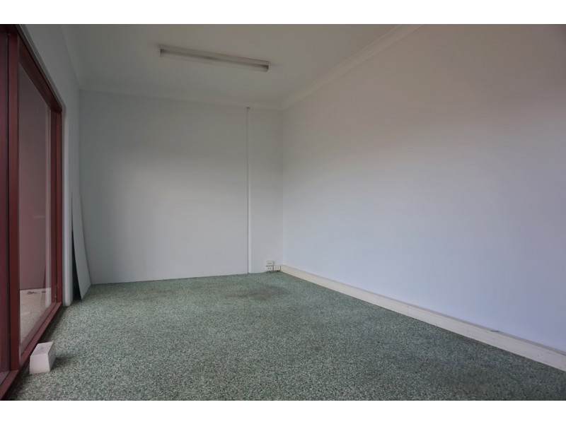 2/52 Margaret Vella Drive, Paget QLD 4740